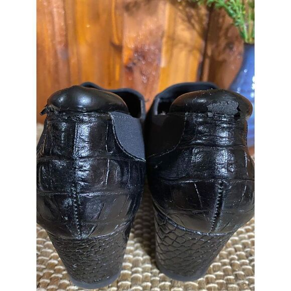 Donald J Pliner slip on platform wedges - Picture 4 of 10